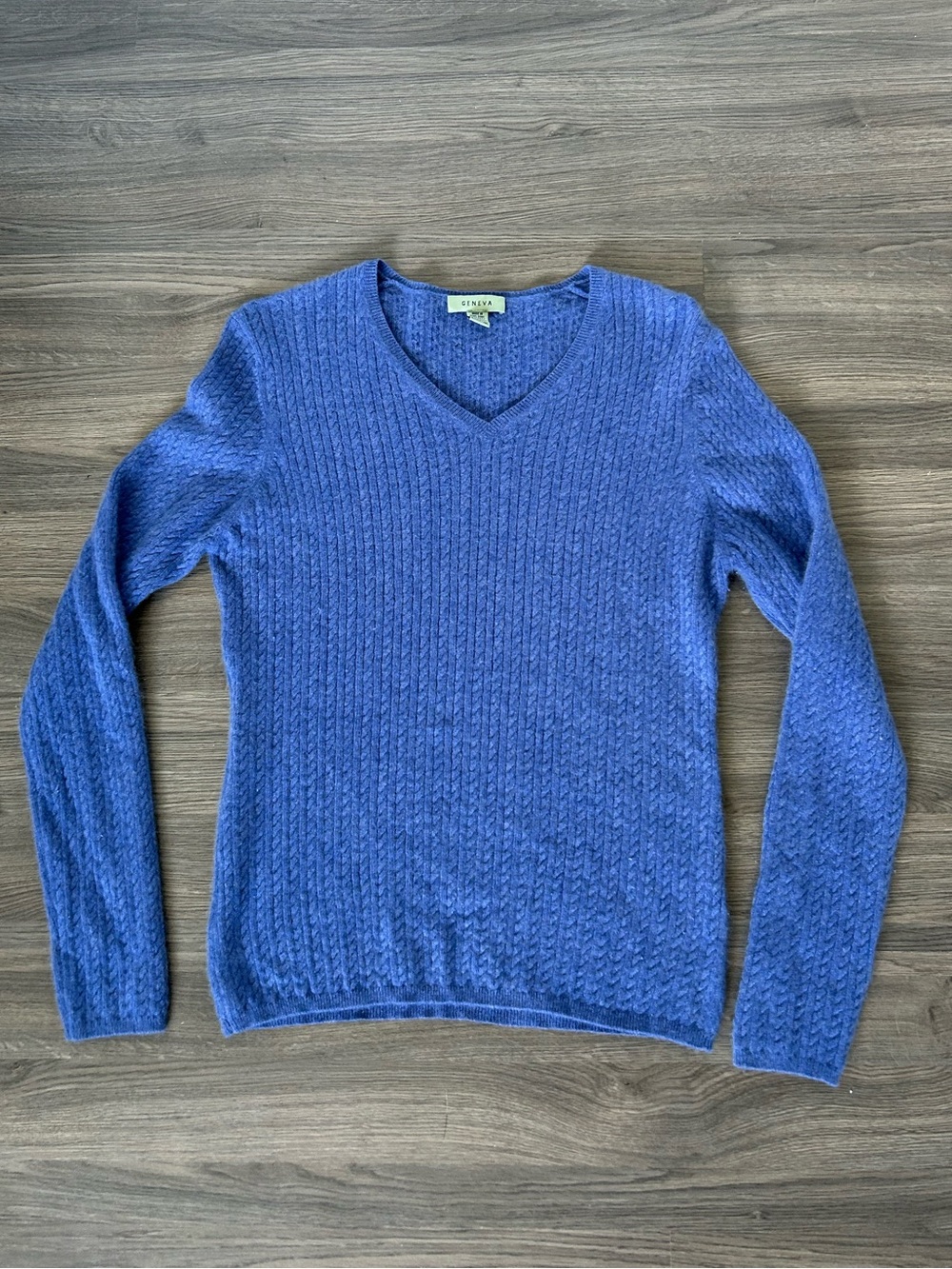 Geneva V-Neck Blue Cable Knit 100% Cashmere Sweater